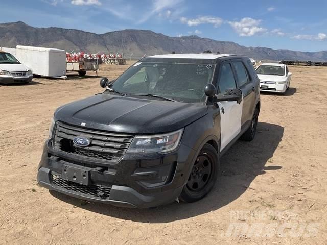 Ford Explorer Automóvel