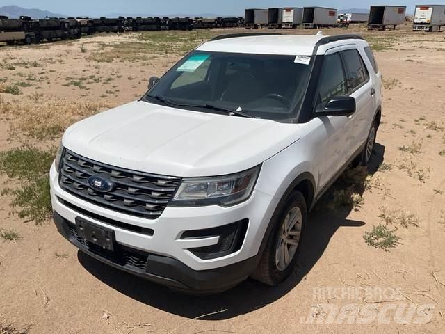 Ford Explorer Automóvel