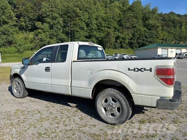 Ford F-150 Pick up de caixa aberta