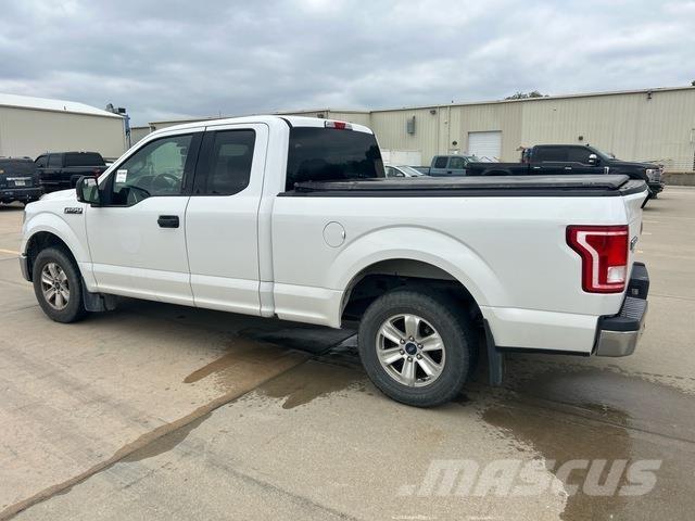 Ford F-150 Pick up de caixa aberta