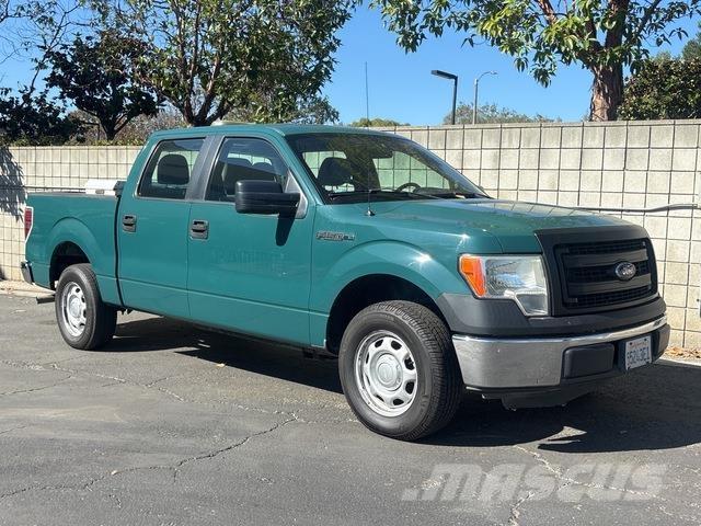 Ford F-150 Pick up de caixa aberta
