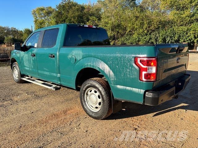 Ford F-150 Pick up de caixa aberta