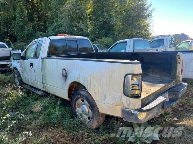 Ford F-150 Pick up de caixa aberta