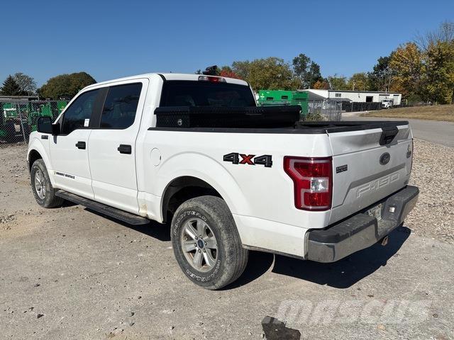 Ford F-150 Pick up de caixa aberta