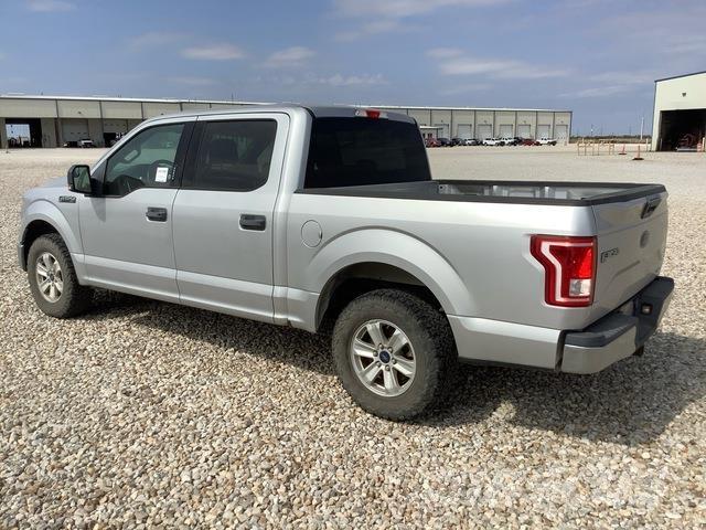 Ford F-150 Pick up de caixa aberta