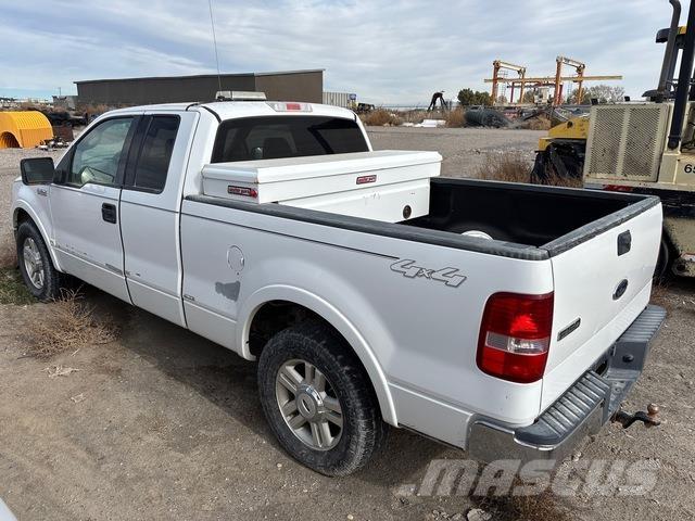Ford F-150 Pick up de caixa aberta