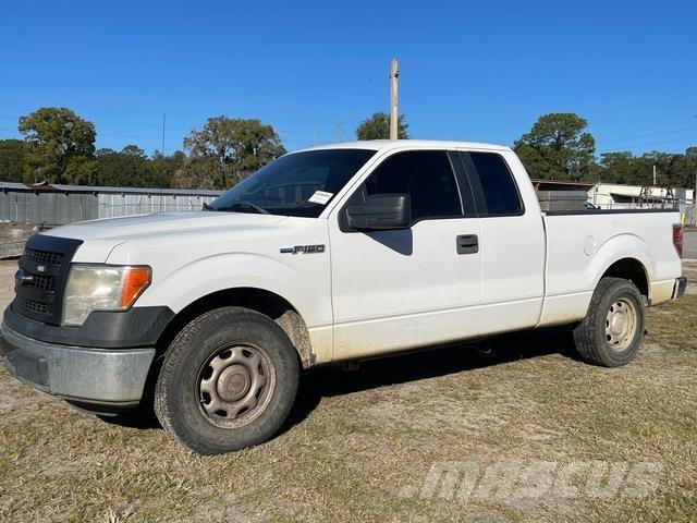 Ford F-150 Pick up de caixa aberta