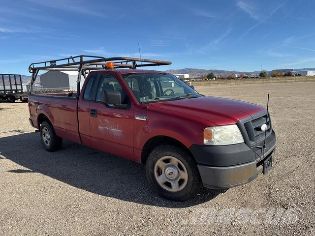 Ford F-150 Pick up de caixa aberta