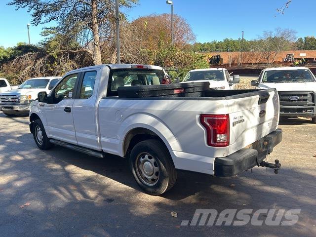 Ford F-150 Pick up de caixa aberta