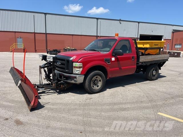 Ford F-250 Lâminas de neve e arados
