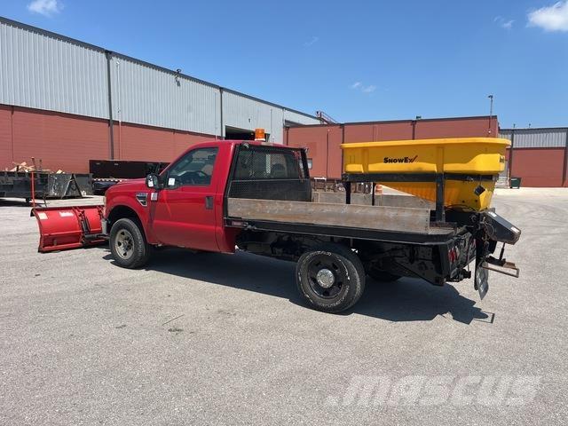 Ford F-250 Lâminas de neve e arados