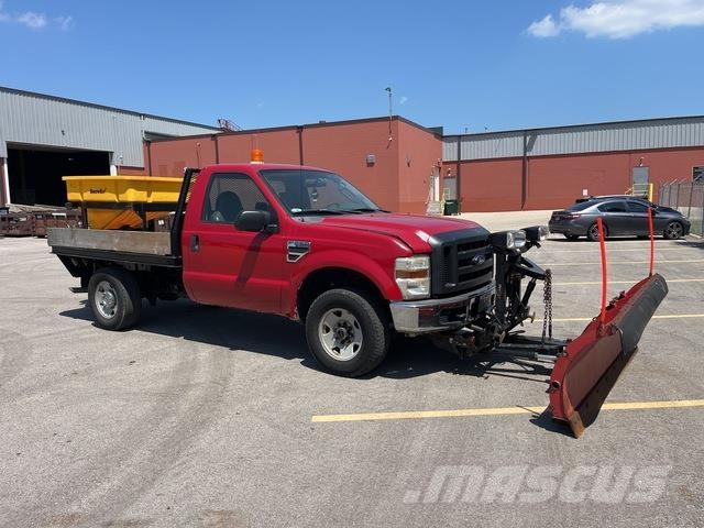 Ford F-250 Lâminas de neve e arados