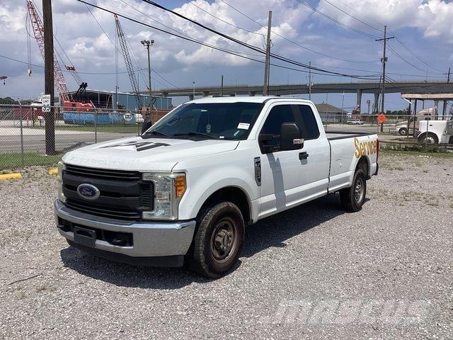 Ford F-250 Pick up de caixa aberta