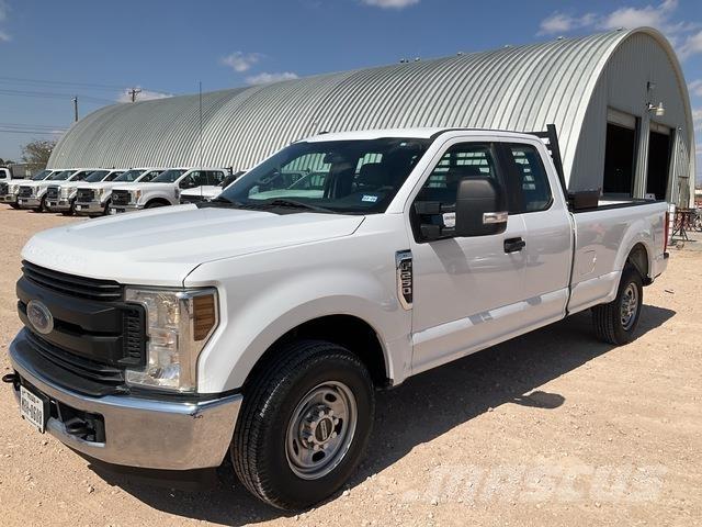 Ford F-250 Pick up de caixa aberta