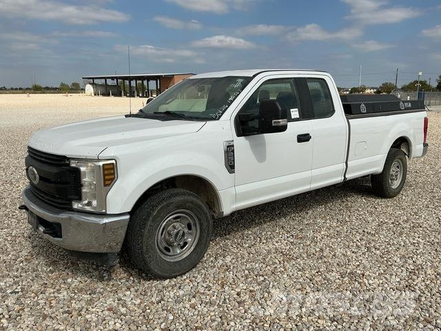 Ford F-250 Pick up de caixa aberta