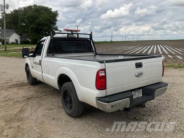 Ford F-250 SD Outros