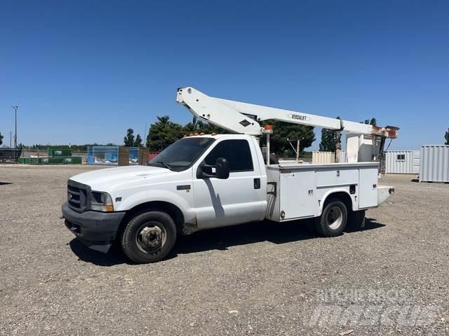 Ford F-350 Plataformas aéreas montadas em camião