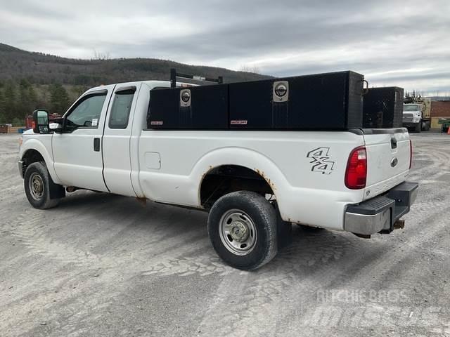 Ford F-350 Outros