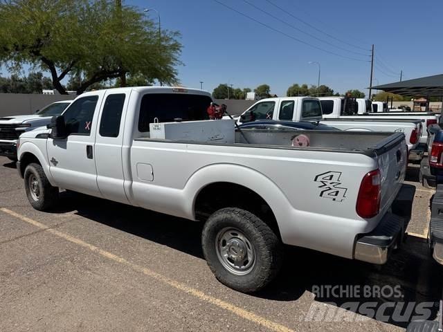 Ford F-350 Outros