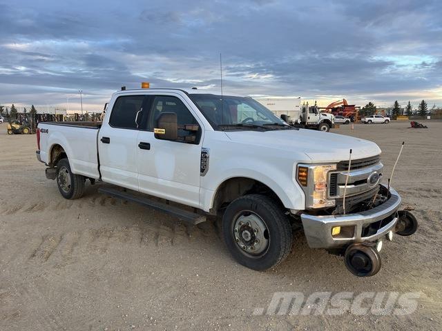Ford F-350 Pick up de caixa aberta