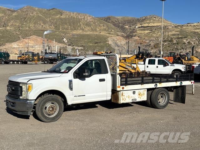 Ford F-350 Camiões estrado/caixa aberta