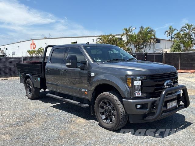 Ford F-350 Pick up de caixa aberta