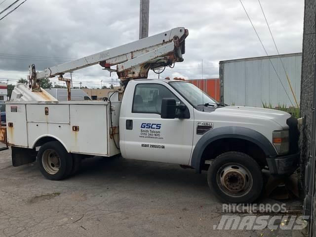 Ford F-450 Plataformas aéreas montadas em camião