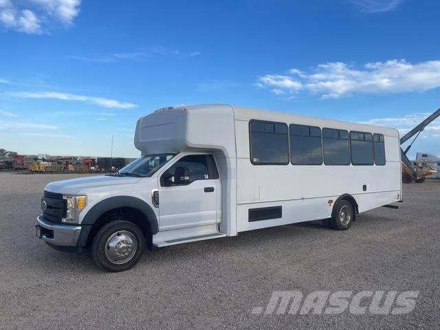 Ford F-550 Automóvel