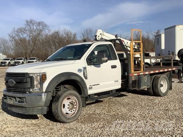 Ford F-550 Camiões estrado/caixa aberta