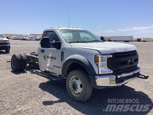 Ford F-550 Cabines e interior