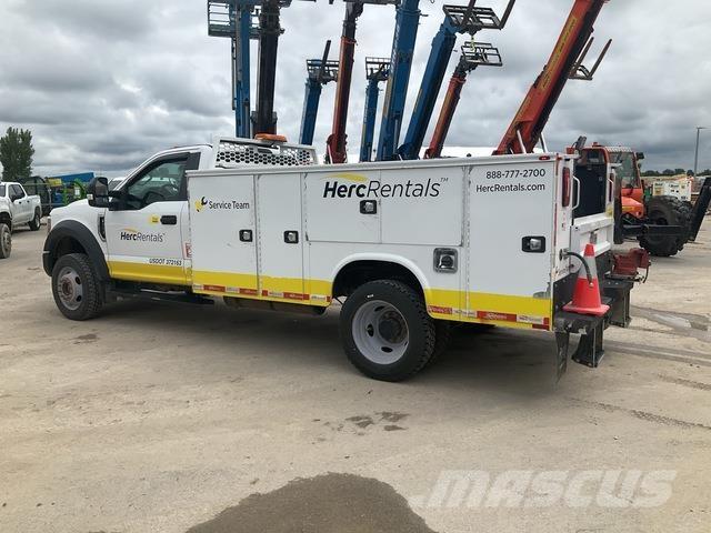 Ford F-550 Camiões-cisterna