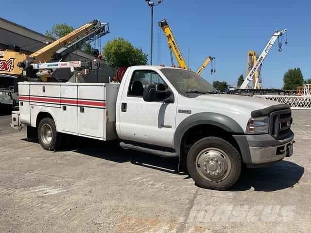 Ford F-550 Camiões Municipais / Uso Geral