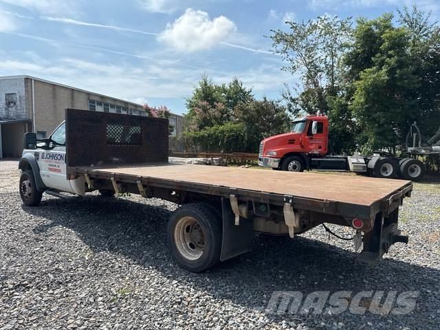 Ford F-550 Camiões estrado/caixa aberta