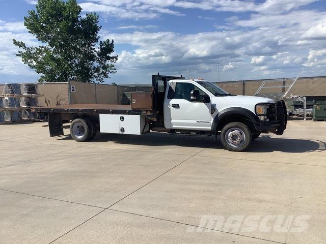 Ford F-550 Camiões estrado/caixa aberta
