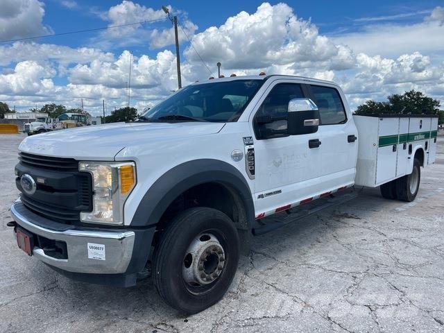 Ford F-550 Pick up de caixa aberta