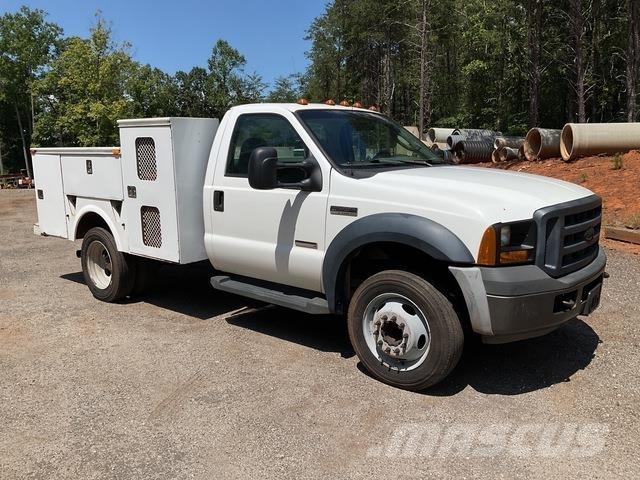 Ford F-550 Pick up de caixa aberta