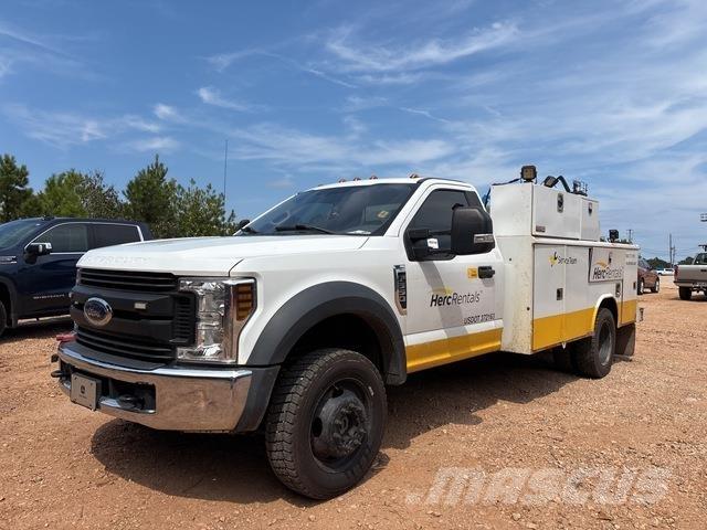 Ford F-550 Camiões-cisterna