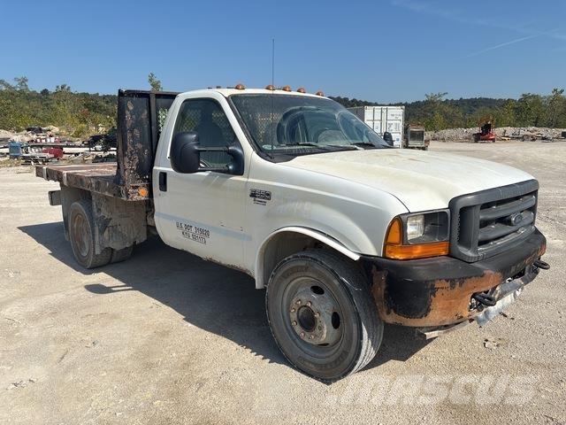 Ford F-550 Camiões estrado/caixa aberta