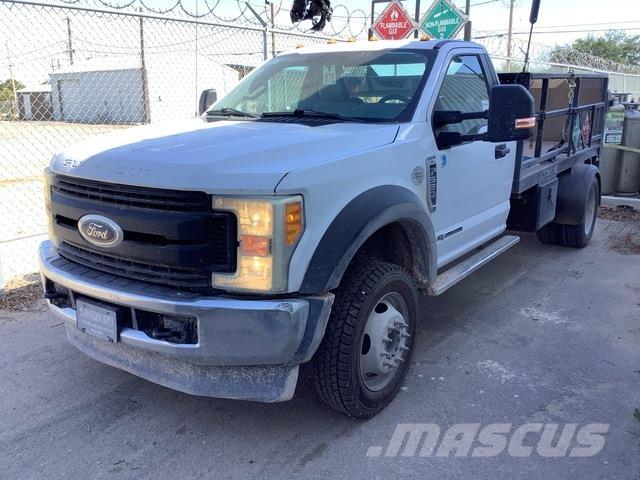 Ford F-550 Camiões estrado/caixa aberta