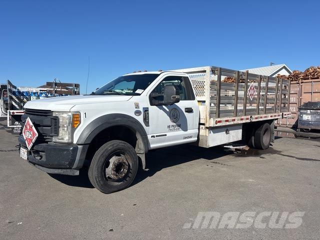 Ford F-550 Camiões estrado/caixa aberta
