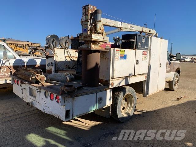 Ford F-550 Camiões Municipais / Uso Geral