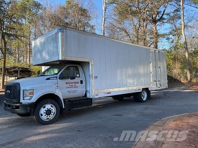 Ford F-650 Caminhões de caixa fechada