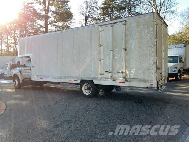 Ford F-650 Caminhões de caixa fechada