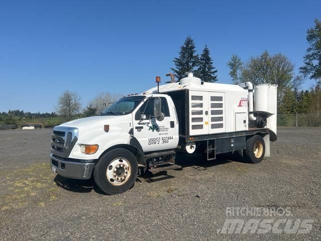 Ford F-650 Escavadeiras de esteiras