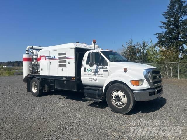 Ford F-650 Escavadeiras de esteiras