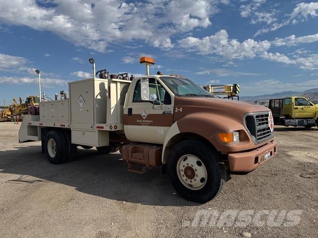 Ford F-650 Camiões-cisterna