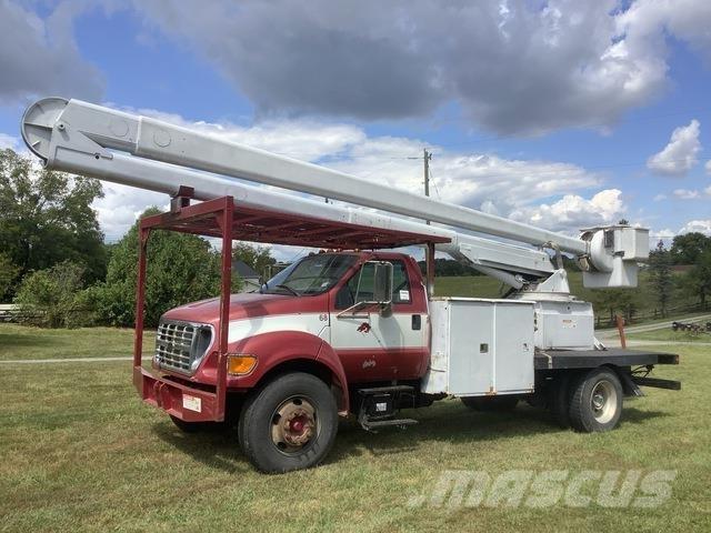 Ford F-750 Plataformas aéreas montadas em camião