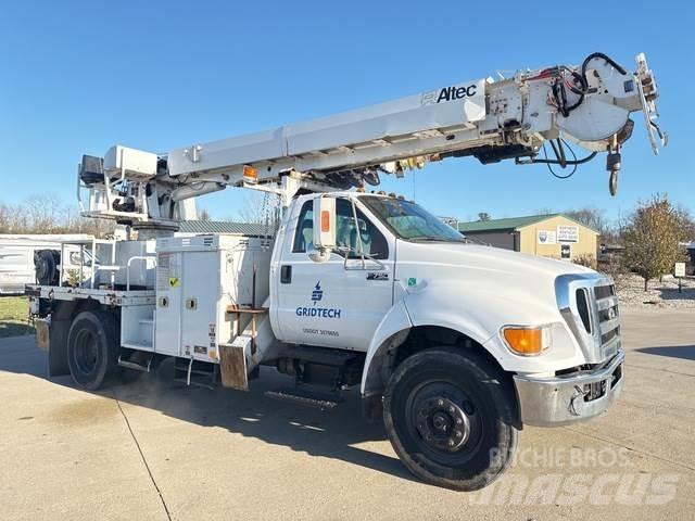 Ford F-750 Camiões de sonda de perfuração móvel