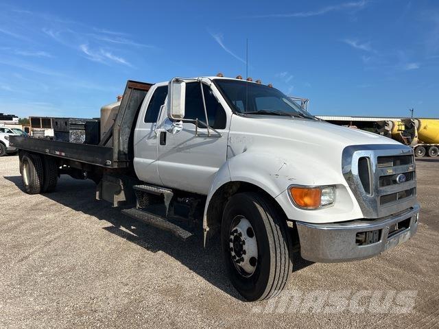 Ford F-750 Camiões estrado/caixa aberta