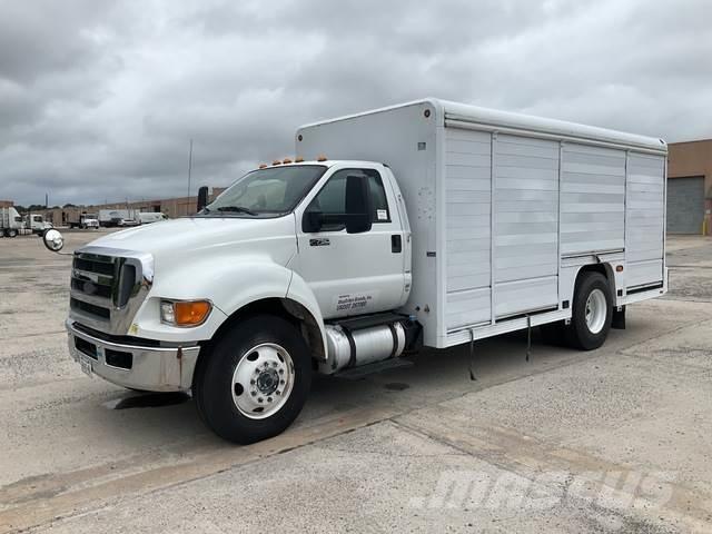 Ford F-750 Camiões de entrega de bebidas